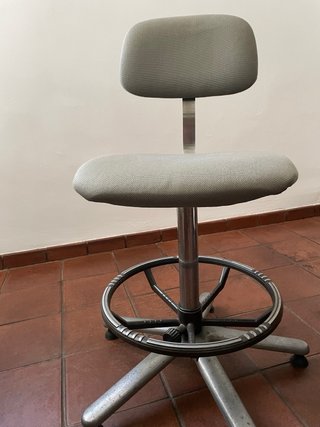 Mesa Dibujo Técnico + Silla Giratoria