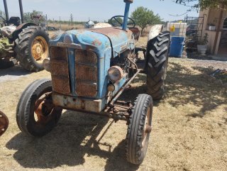 Tractor Ebro Super 55
