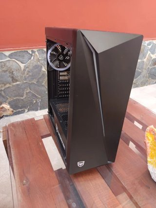 PC Gaming Negro + teclado y ratón gratis