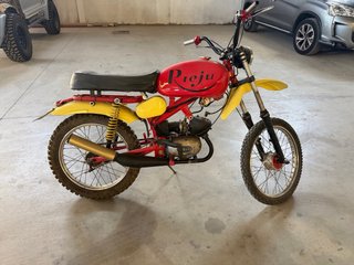 Rieju Enduro Roja y Amarilla