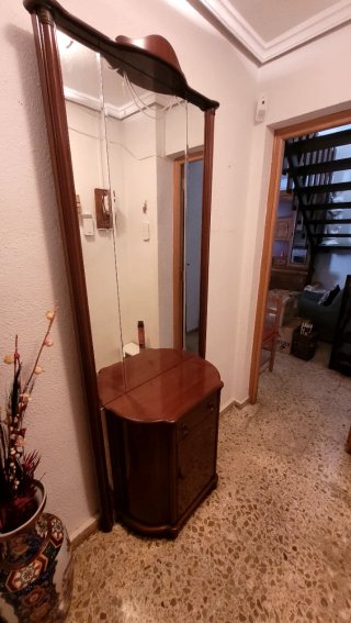 Mueble de entrada madera y cristal