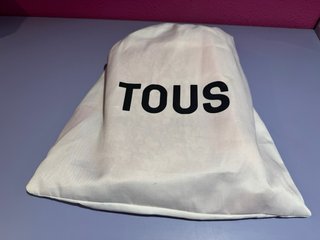 Bolso Tous rosa salmon y beige