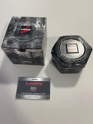 G-Shock Negro con Detalles Verdes