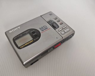 Sony MZ-R35 Walkman MD Digital