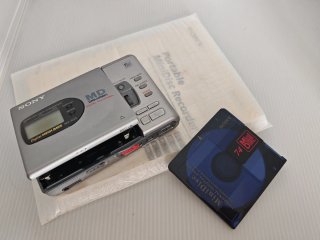 Sony MZ-R35 Walkman MD Digital