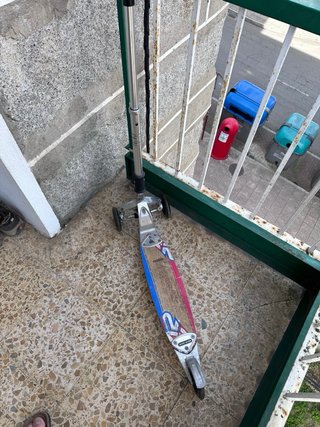 Monopattino a 3 ruote e skateboard