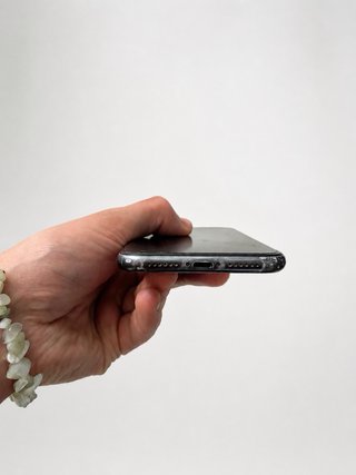 iPhone 11 64GB negro libre — funciona bien