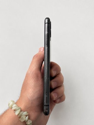 iPhone 11 64GB negro libre — funciona bien