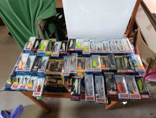 Lotes de señuelos de pesca HART y Yokozuna