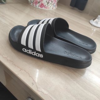 Adidas Adilette originales, estado impecable.