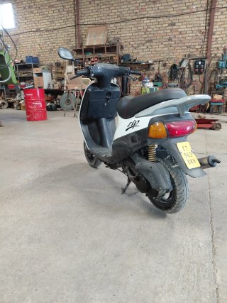Piaggio Zip Scooter Automático