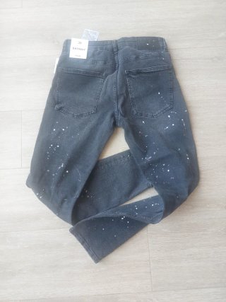 Pantalón vaquero Bershka negro desgastado T 38