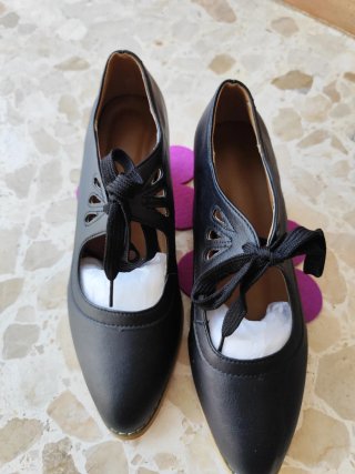 Zapatos de baile negros con cordones