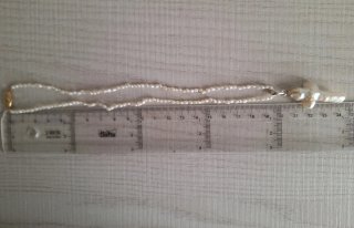 Collar Cruz Perlas Agua Dulce y Plata