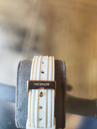 Reloj Viceroy 432111 Oro y Blanco