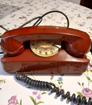 Telefono vintage GTE