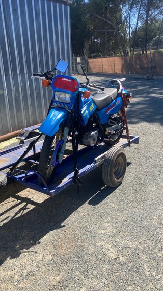 Yamaha XT 600 Azul