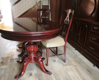 Comedor clásico mesa y 8 sillas