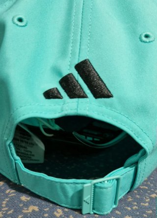 Gorra  Adidas Mercedes-AMG Petronas F1 Drivet A81.