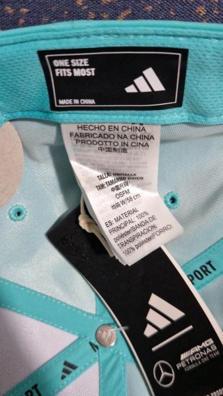 Gorra  Adidas Mercedes-AMG Petronas F1 Drivet A81.