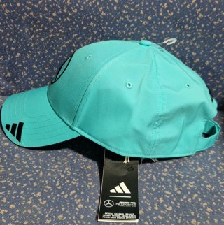 Gorra  Adidas Mercedes-AMG Petronas F1 Drivet A81.