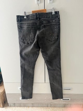 Pantalón vaquero Pull and Bear hombre talla 40