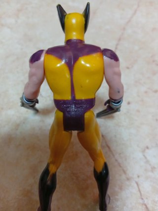 Figura Wolverine Marvel 1984 (Falta Escudo)