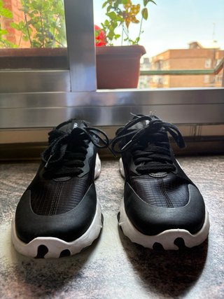 Zapatillas Nike Negras y Blancas
