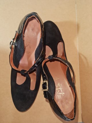 Zapatos de tacón Mary Jane negros Ms Elx