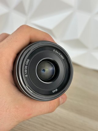 Objetivo Sony 35mm F1.8 OSS (SEL35F18)