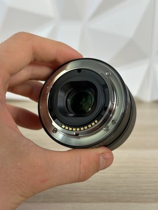 Objetivo Sony 35mm F1.8 OSS (SEL35F18)
