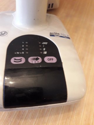 Ventilador de pared blanco