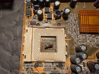 Placa Base Gigabyte GA-7IXE4