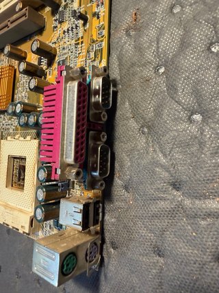 Placa Base Gigabyte GA-7IXE4