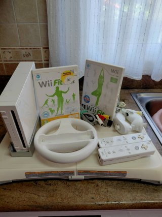 Kit Nintendo Wii con accessori