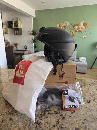 Casco de esquí Quiksilver negro