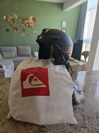 Casco de esquí Quiksilver negro