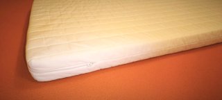 Colchón cuna viaje Ikea con funda