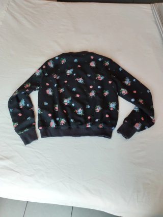 Chaqueta bomber floral negra