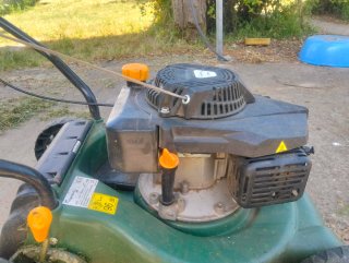 Cortacésped de gasolina
