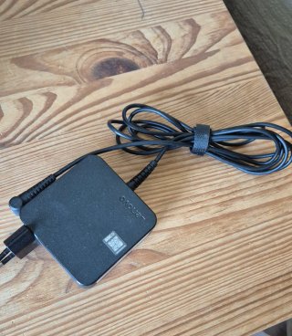 Lenovo IdeaPad 3 Gris