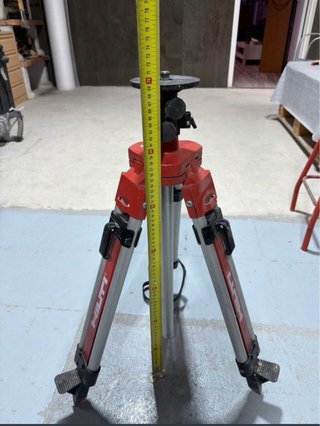 Trípode Hilti