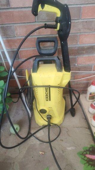 Hidrolimpiadora Karcher Amarilla