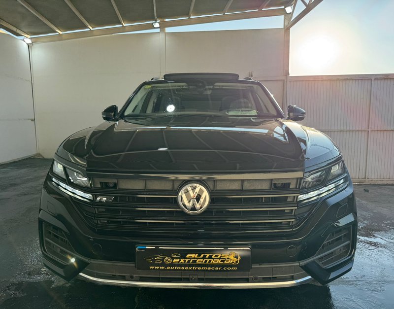 Volkswagen Touareg 2020, foto 2
