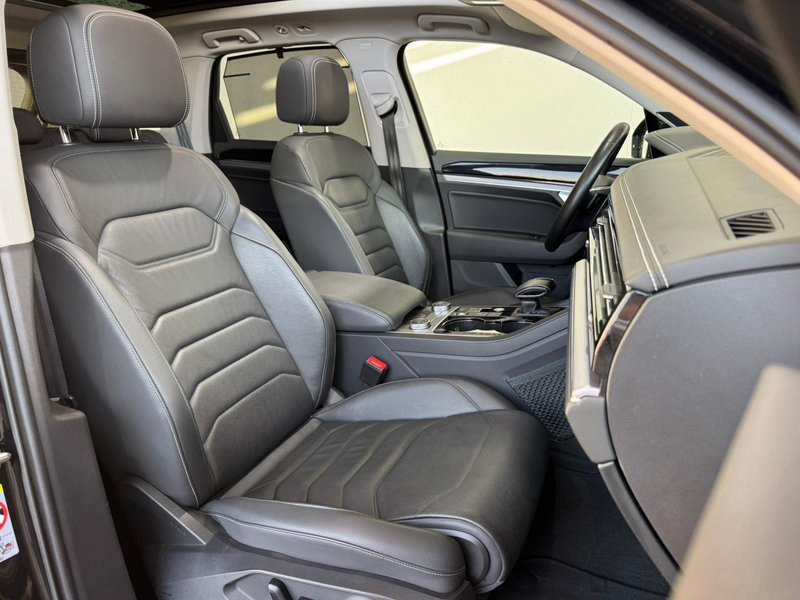 Volkswagen Touareg 2020, foto 18
