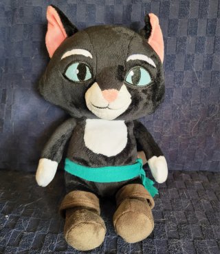 Peluche Gato con Botas y Kitty Patitas Suaves