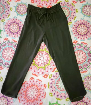 Pantalón tobillero Zara Talla M/38