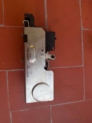 Cerradura Ford Transit Connect