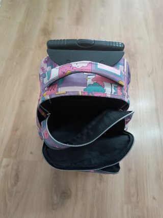 Mochila escolar Totto con ruedas.