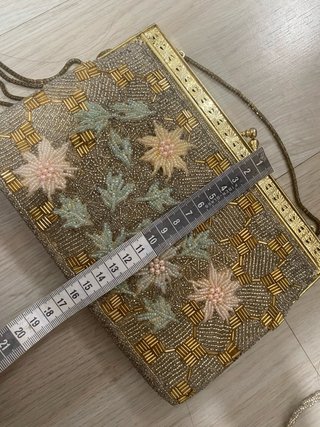 Bolso de mano vintage con abalorios